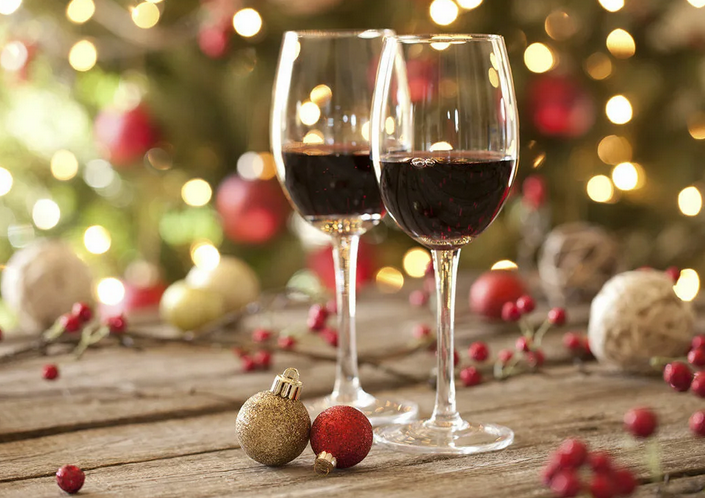 На новый год можно пить вино собственного приготовления