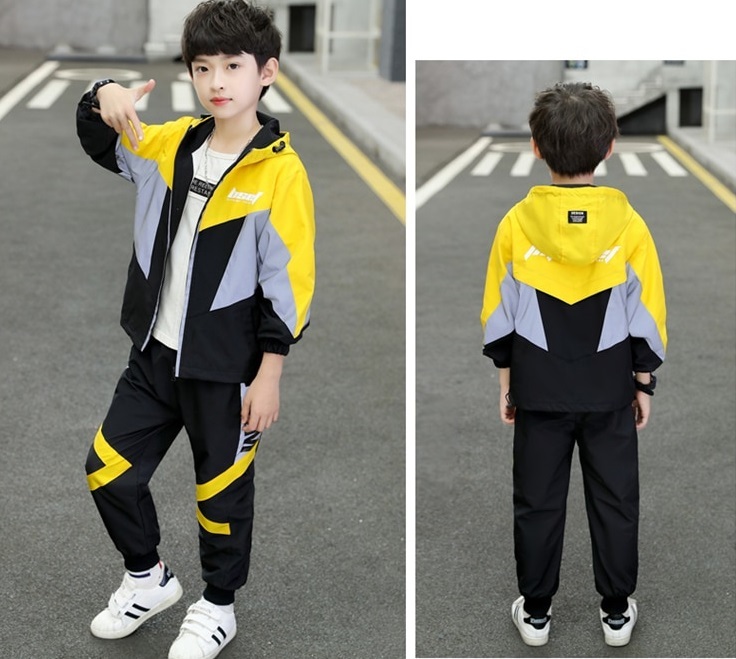 Children's tracksuit for spring-autumn