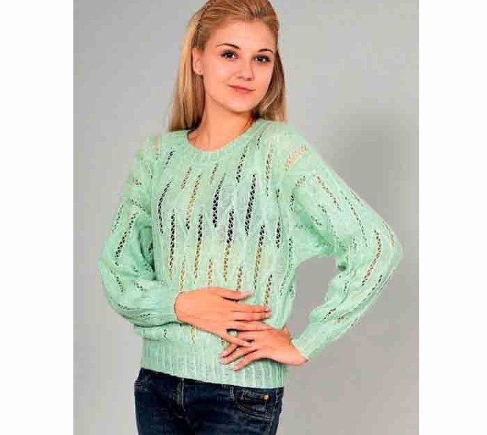 Female jumper knitting