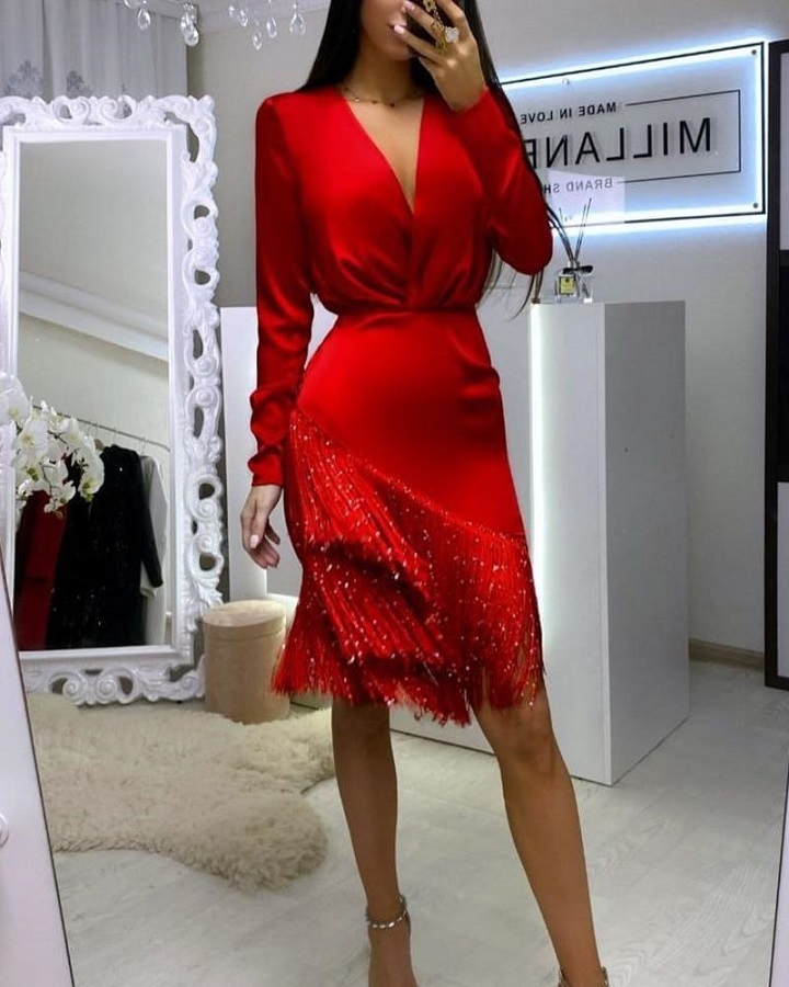Красное новогоднее платье