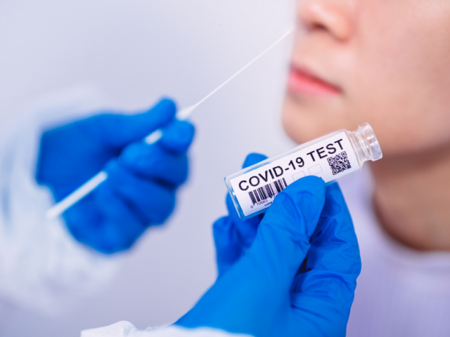 Le test de PCR pour le coronavirus est-il rendu à jeun ou non? Que peut et que ne peut pas être fait avant le test de PCR sur le coronavirus?