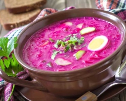 Beetroot: สูตรที่ดีที่สุด วิธีการปรุงบีทรูทเย็นและร้อนที่แสนอร่อยบน KVASS พร้อมกับด้านบนบน kefir พร้อมไส้กรอก?