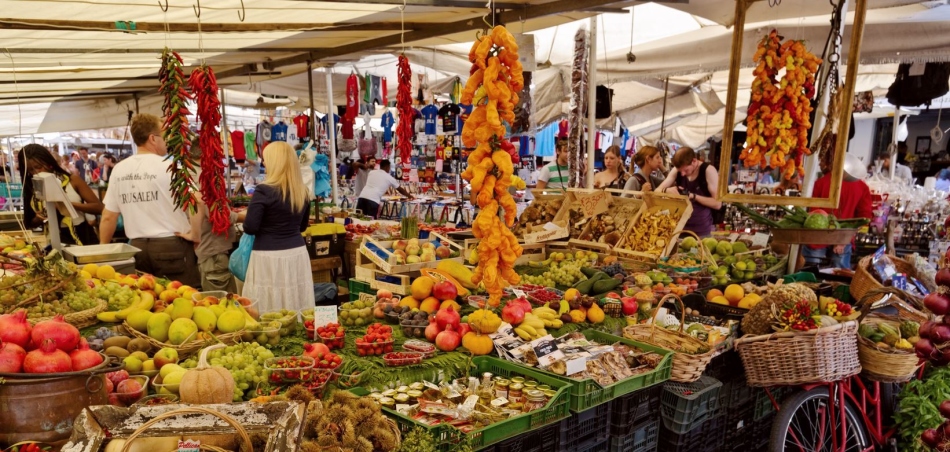 Il mercato di Kampo De-Foyry, Roma, Italia