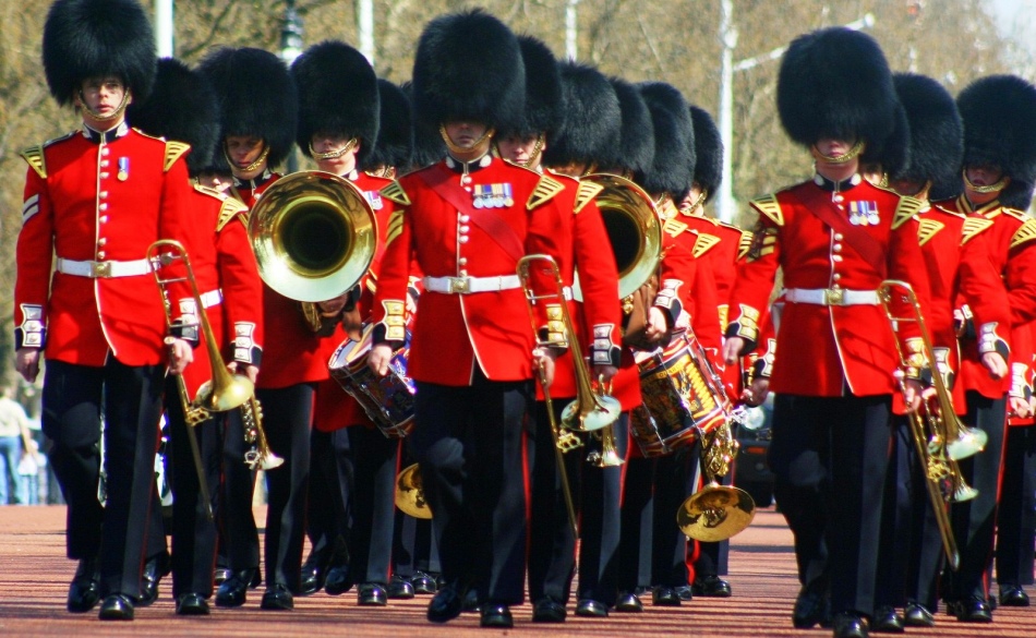 Парадная форма королевских гвардейцев великобритании