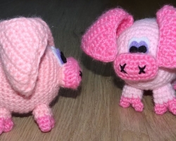 Symbol of 2031 - Pig: crafts in kindergarten, school, how to sew a pig from socks? How to make a pig from a plastic bottle, plasticine, paper, pompons yourself? How to crochet a piglet?