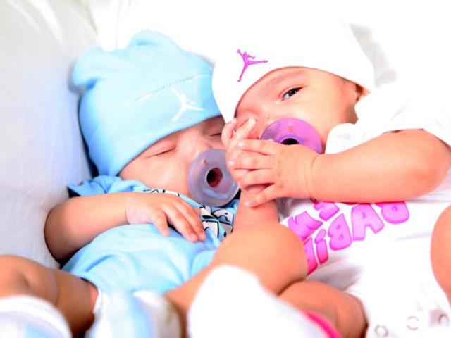 Zakaj sta dvojčka rojena? Kako določiti verjetnost rojstva dvojčkov?