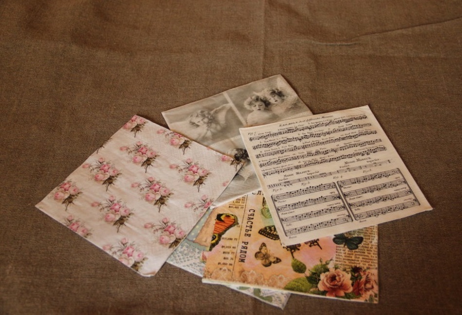 This is how decoupage napkins look initially