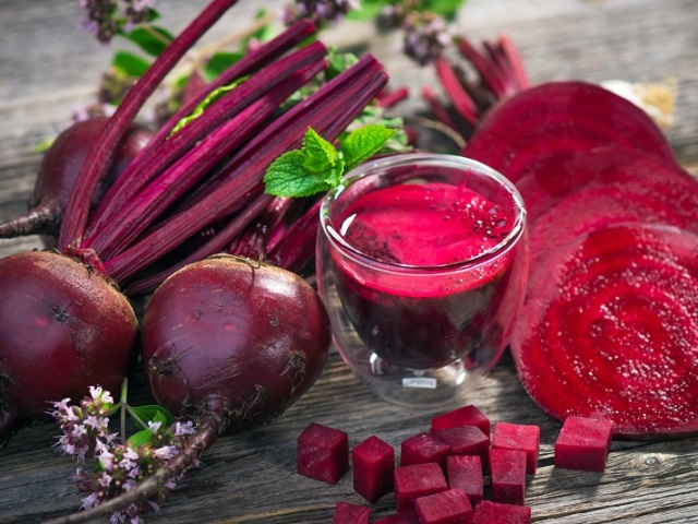 Rote -Bete -Saft - Vorteile, Schaden, Kontraindikationen, Rübensaft für Kinder, Erwachsene: Wie trinkt Rübensaft richtig?