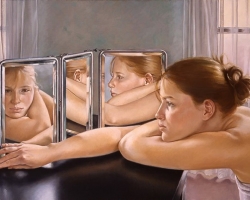 15 actions qui ne peuvent pas être faites avec un miroir. Pourquoi est-ce impossible: dormir en face du miroir, prendre des photos, accrocher en face de la porte d'entrée, manger, pleurer devant le miroir, regarder dans un miroir cassé, donner des miroirs?