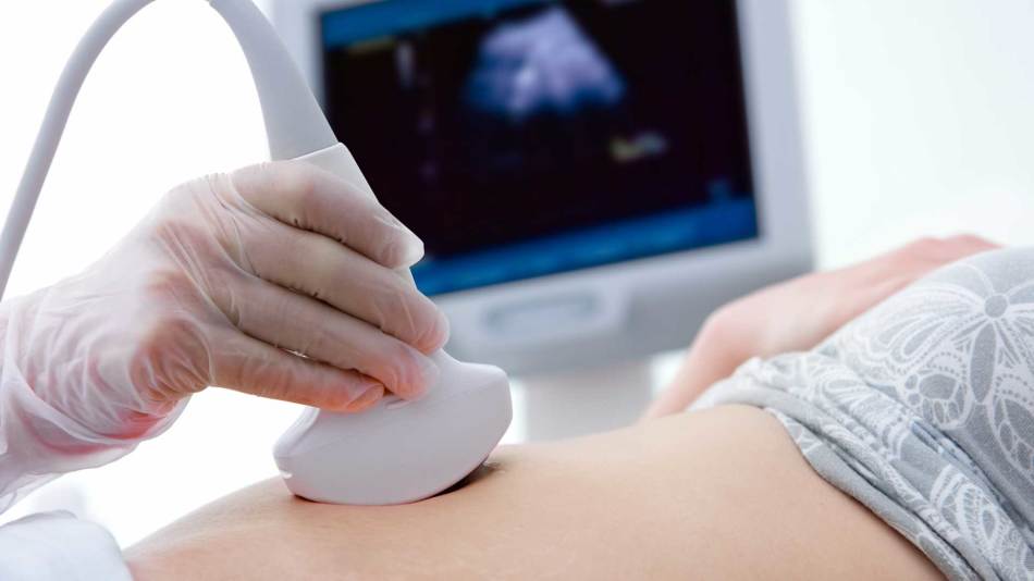 Three planned ultrasound are necessarily carried out, but if necessary, their number increases