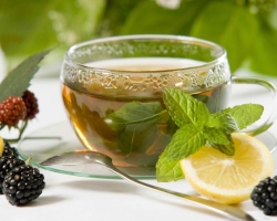 Réduit ou augmente la pression du thé vert: l'effet du thé vert sur la pression artérielle humaine. Comment boire du thé vert pour abaisser et augmenter la pression: conseils, recommandations, contre-indications
