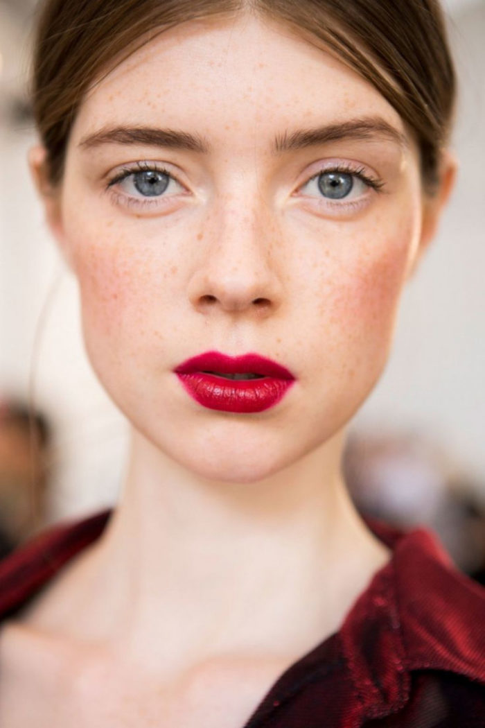 The same saturated blush are suitable for red lipstick