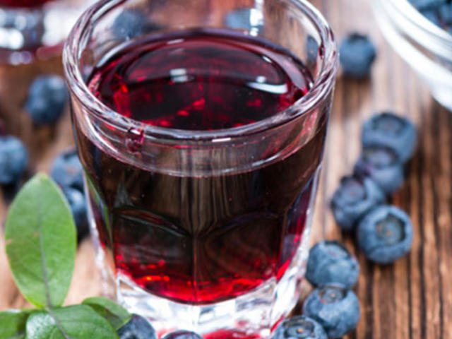 Cara membuat blueberry dari buah anggur buatan sendiri, minuman keras, tingtur pada vodka: resep terbaik