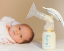 How to use a manual dairy: important rules and a step -by -step description, how to properly express breast milk with a dairy pump?