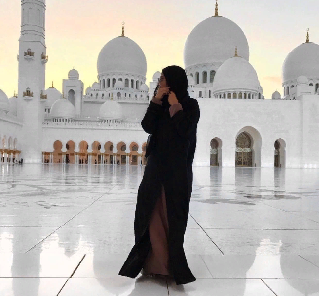 Красивые мусульманские аватарки для женщин в хиджабе