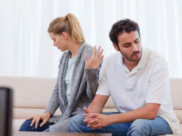 How to make peace with his wife after a quarrel: a psychologist's advice, actions options