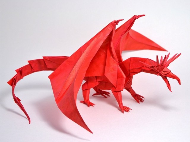 Comment faire un dragon de papier? Comment faire un dragon hors du papier est un schéma. Dragon d'origami