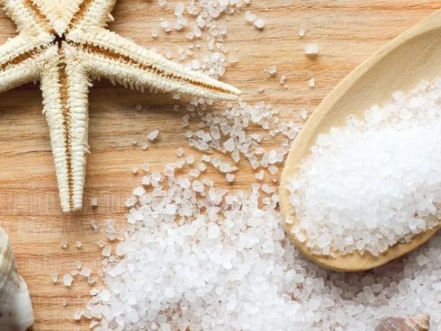 Salt Sea: benefits and harm, chemical composition, trace elements. The use of sea salt in folk medicine, cosmetology, for aquarium, pool, salting of cucumbers and fish: recipes. How to buy hair spray with sea salt in Lamoda?