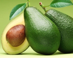Авокадо без косточки и кожуры: калорийность на 100 грамм, 1 шт. Химический состав, энергетическая ценность, гликемический индекс авокадо: белки, жиры, углеводы