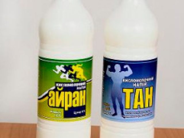 Tan és Ayran: Mi a különbség az italok között? Melyik a jobb, hasznosabb italokból: barnás vagy Ayran? Hogyan lehet inni egy italt és Ayran -t: helyesen tippeket