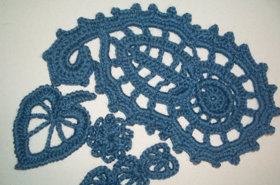 Irish Crocheted Lace, Motive 4