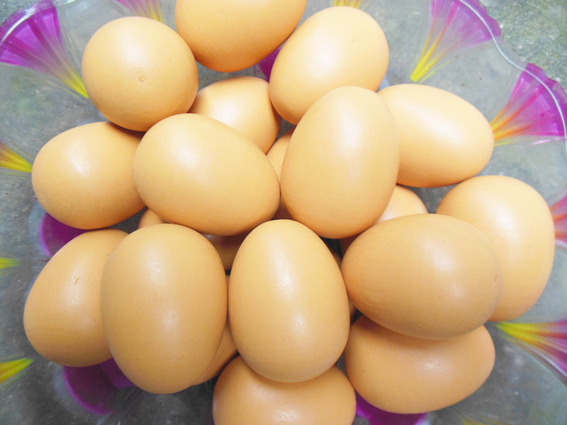 Chicken eggs can be consumed in cheese and thermally processed form