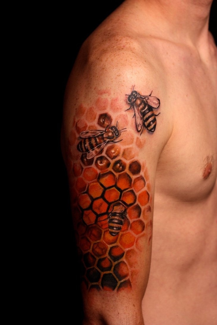 Татуировка-пчела