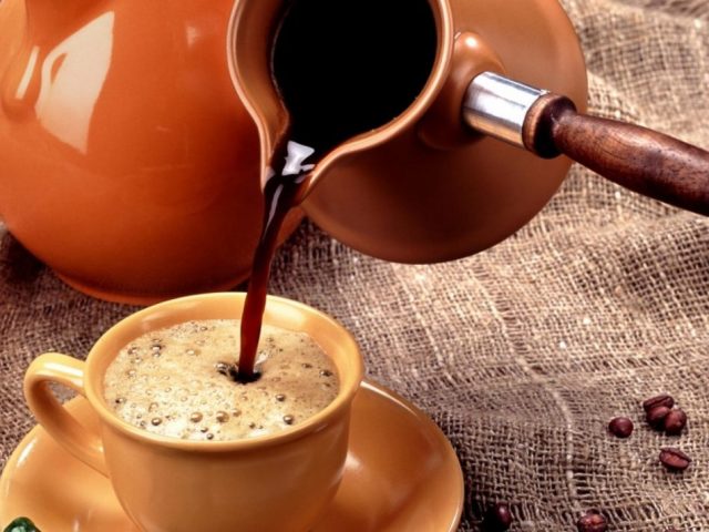 Szokatlan, finom kávé: 38 legjobb recept, főzési titkok egy törökben és kávéfőzőben otthon