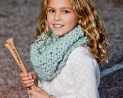Детский снуд спицами для девочки, мальчика: схемы вязания с описанием, размеры. Как связать красивую шапку и шарф снуд на ребенка и на подростка спицами?