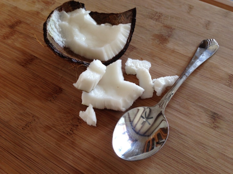 Zat yang kaya akan pulp dan susu kelapa mampu meningkatkan metabolisme