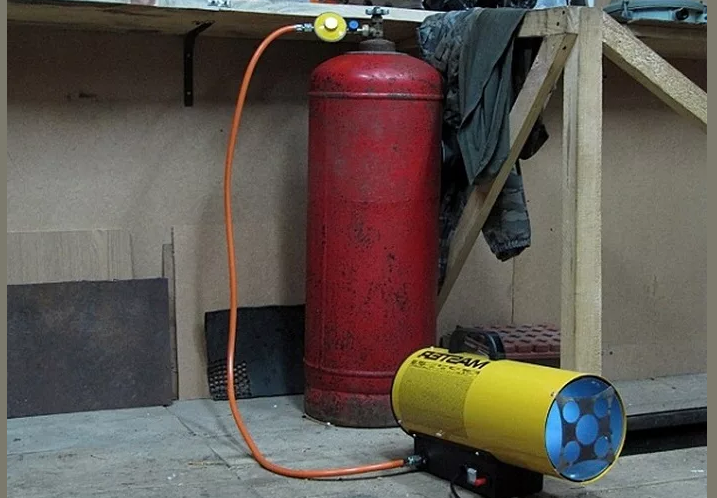 Liquefied gas is a great option for heating a garage or summer cottage in winter