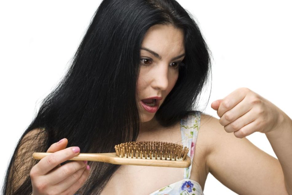 Each time, more and more hair remains on the comb