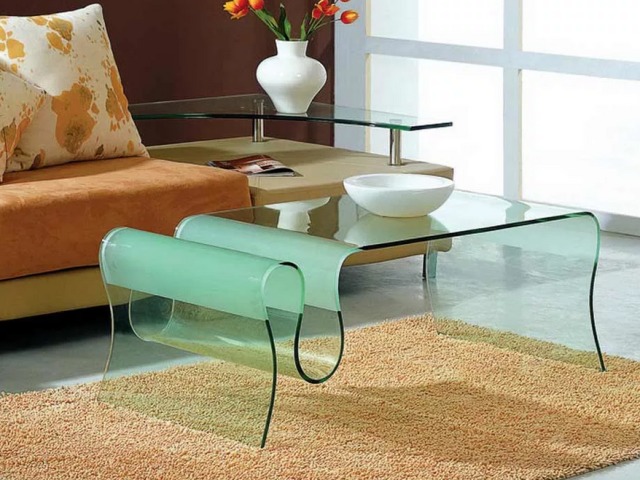 Glass furniture in a modern interior design: decoration, technology, well -known myths, design tips