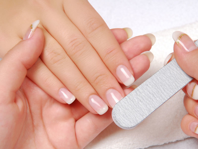 It is very important to prepare the nails correctly before creating a manicure