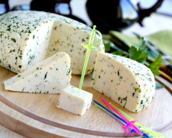 Comment faire du fromage cottage à la maison de la vache et du lait de chèvre? Les avantages et les dommages du fromage cottage. Comment et combien stocker le fromage cottage?