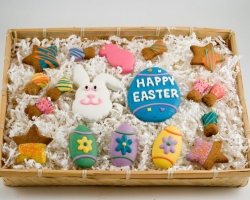 Quels cadeaux sont offerts à Pâques: les idées. Quel cadeau faire Pâques de vos propres mains crochet et des bonbons?