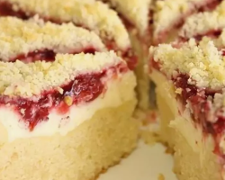 Royal cheesecake with apples, berries, lemon, jam, jam, jam: recipe in the oven, video