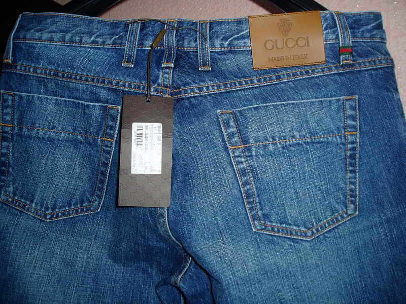 Jeans of the 32nd size