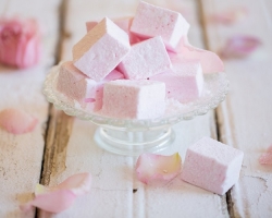 How to cook marshmallow at home: 4 best detailed recipe without inverter syrup