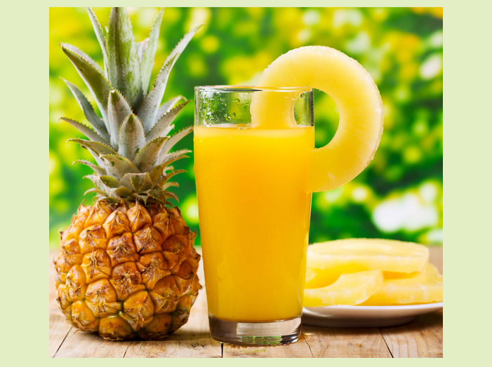 Il succo di ananas satura il corpo