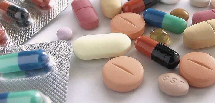 Antibiotics of a wide range of new generation for adults and children with sore throat
