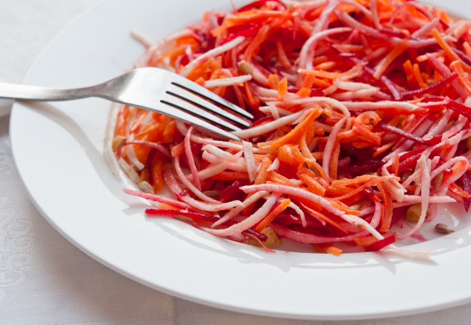 Beets, cabbage and pepper - the basis of the detox diet