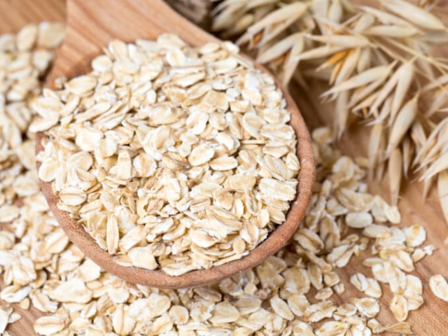 Apakah gandum mengandung gluten atau tidak? Apakah ada gluten di Hercules, tepung oatmeal?