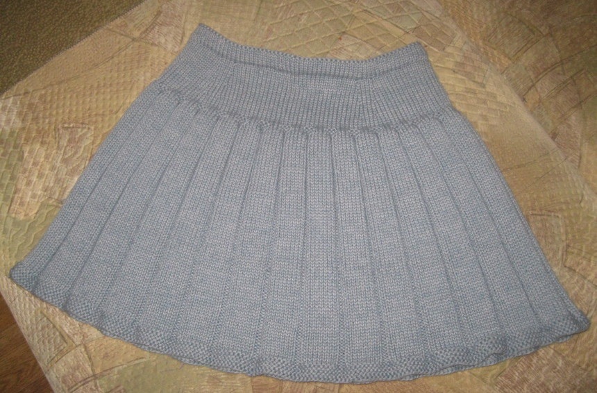 Jupe assol connectée par le tricot