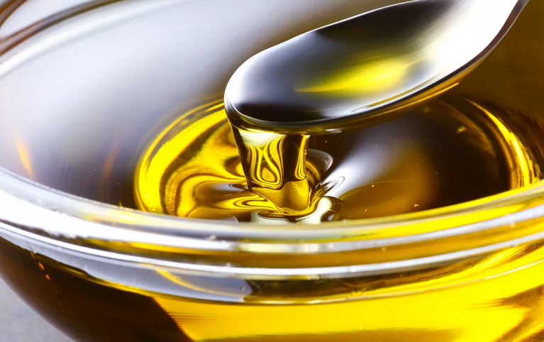 Растительное масло отлично заменяет сливочное в выпечке