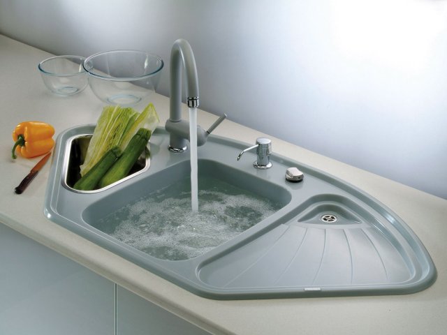 The sink in the kitchen was clogged: cleaning with folk, mechanical methods and special means, tips