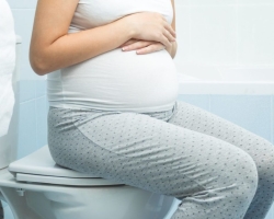 A legjobb gyertyák a székrekedésből a terhesség alatt: Mi lehetséges, utasítások, népi gyógyszerek