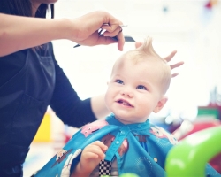 Is it possible to cut their children to their mother, father: signs. Can parents cut their children's hair: the opinion of the Church. Why don't you cut your child's hair?
