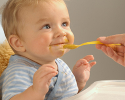 ¿Cómo puedes alimentar a un niño a los 5 meses? Menú, dieta y dieta de un niño a los 5 meses