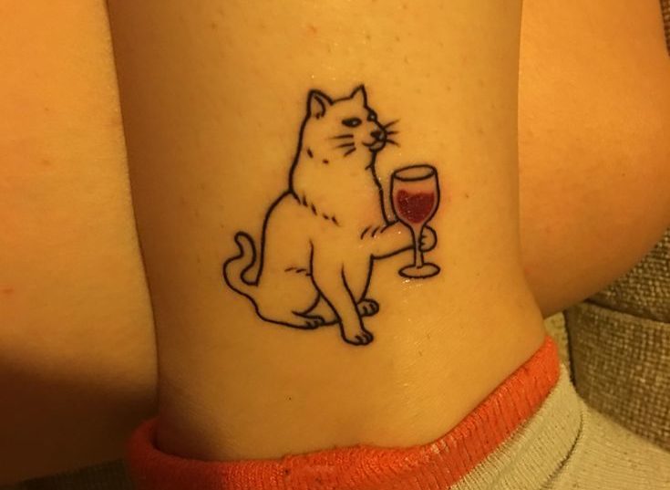 Тату - кот и вино